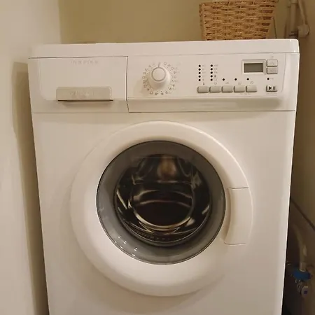 Homey Nest In Midtown Center, Up To 4 Guests, Steps From The Park, Free Parking Apartamento